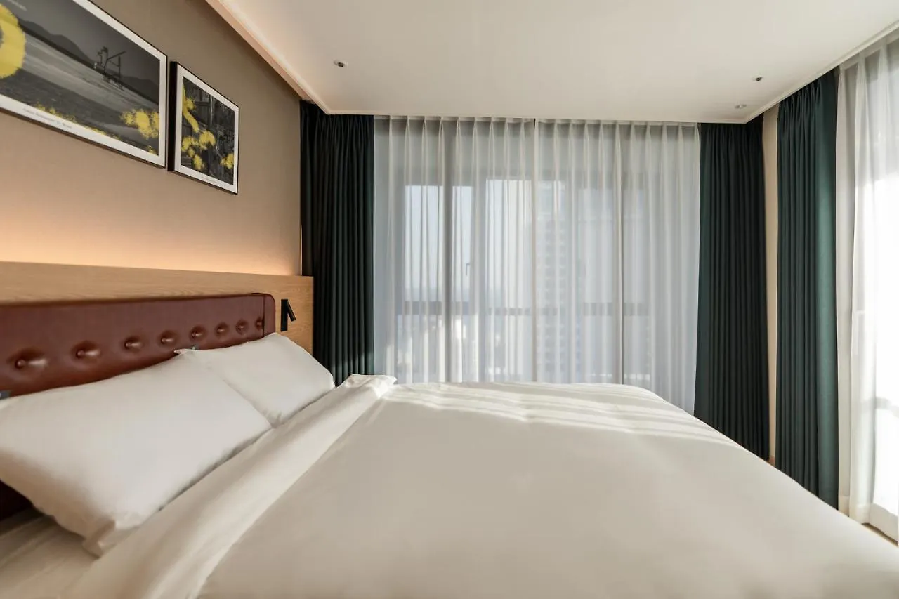D Ov Haeundae Hotel Busan 3*,