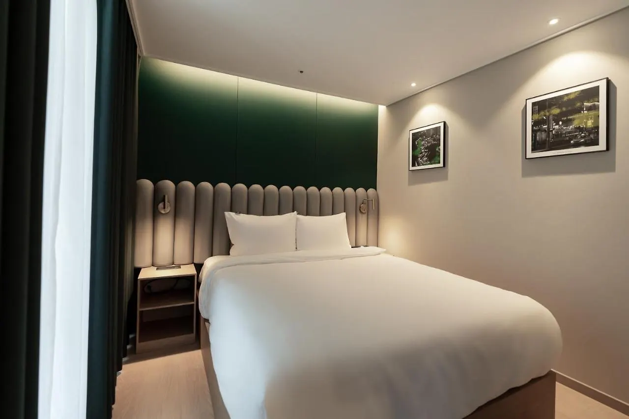 D Ov Haeundae Hotel Puszan