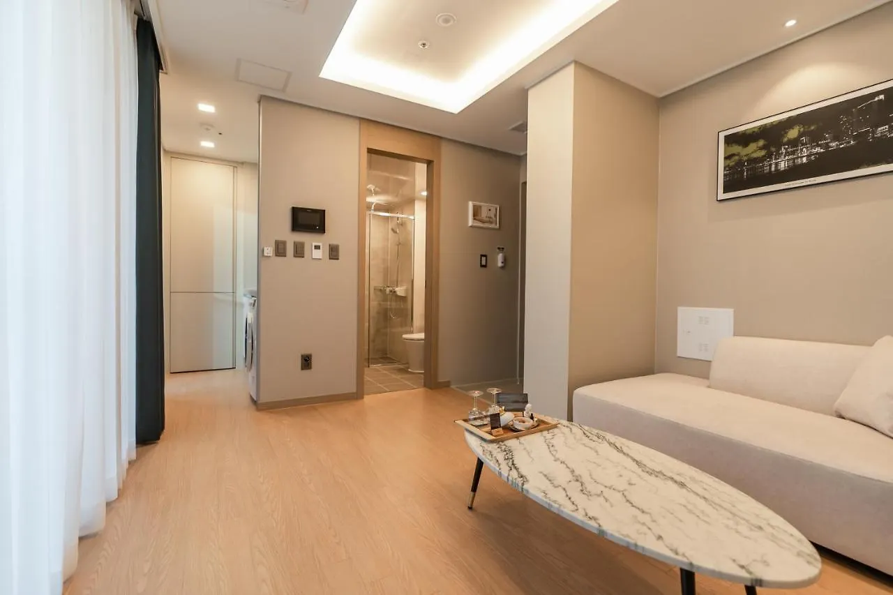 D Ov Haeundae Hotel Puszan